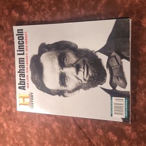 Abraham Lincoln. History magazine. /BUNDLE
